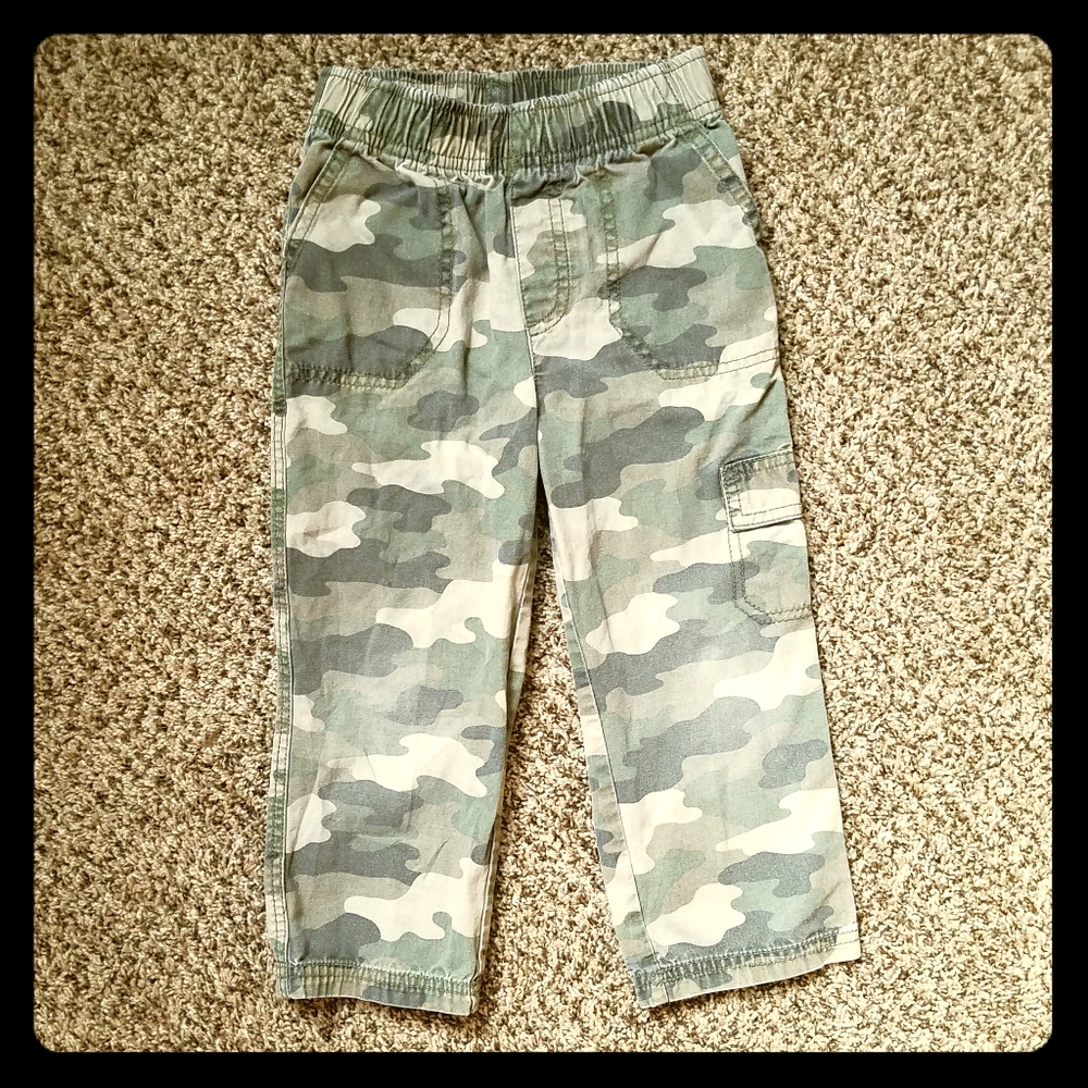 Camo pants